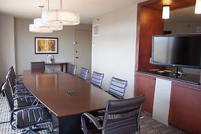 DoubleTree by Hilton Kansas City - Overland Park