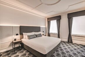 The Savoy Hotel on Little Collins Melbourne