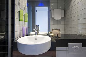 Holiday Inn Express Lille Centre by IHG