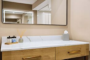 Staybridge Suites Oxnard River Ridge by IHG