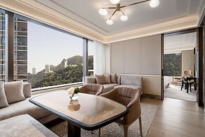 Island Shangri-La, Hong Kong