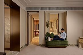 Island Shangri-La, Hong Kong