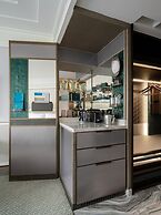 Island Shangri-La, Hong Kong