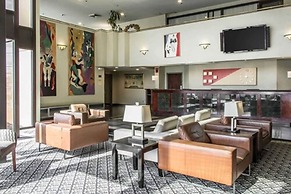 Clarion Hotel & Conference Center Ronkonkoma MacArthur Airport