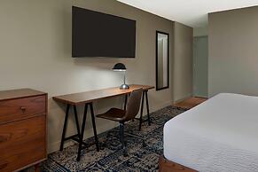 Four Points by Sheraton Toronto Airport