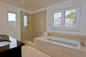 Windjammer Landing Resort and Residences