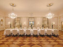 Fairmont Hotel Vier Jahreszeiten Hamburg
