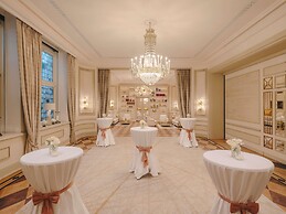 Fairmont Hotel Vier Jahreszeiten Hamburg