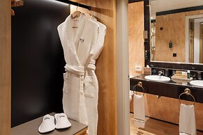 Melia Madrid Barajas