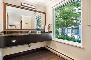 Best Western Plus Burnaby Hotel