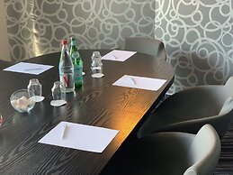Best Western Plus La fayette Hotel & Spa