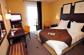 Best Western Plus La fayette Hotel & Spa