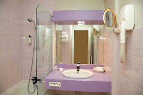 Best Western Plus La fayette Hotel & Spa