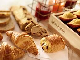 ibis Rochefort