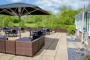 Legacy Rose and Crown Hotel