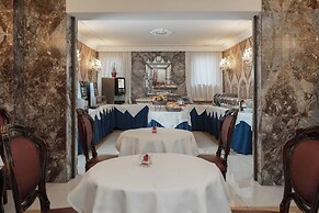 Hotel Montecarlo