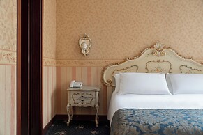 Hotel Montecarlo