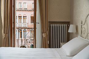 Hotel Montecarlo