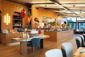 Canopy by Hilton Cannes