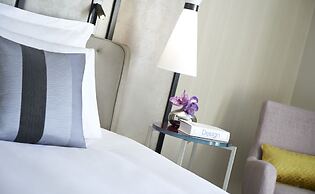 Renaissance Paris La Defense Hotel