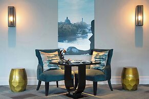 Renaissance Paris La Defense Hotel