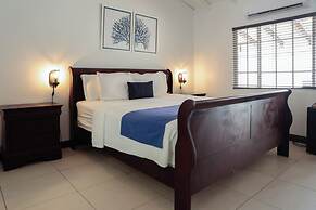 Blue Waters Inn