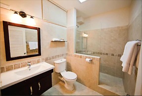 Blue Waters Inn