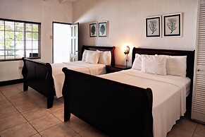 Blue Waters Inn