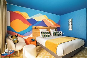Big Sky Hotel & Spa
