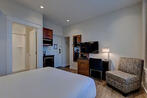 Strathcona Hotel