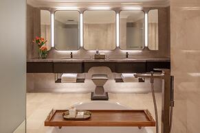 Anantara Siam Bangkok Hotel