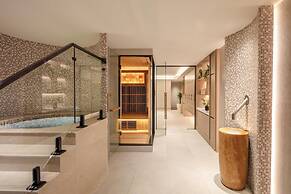 Anantara Siam Bangkok Hotel