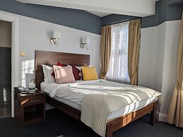 Royal Oxford Hotel