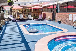 Elm Court Motel