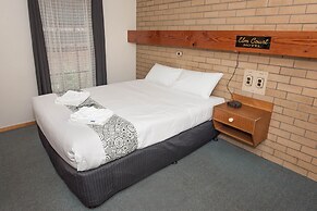 Elm Court Motel