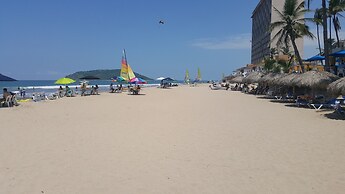 SUITES LAS FLORES BEACH MAZATLAN
