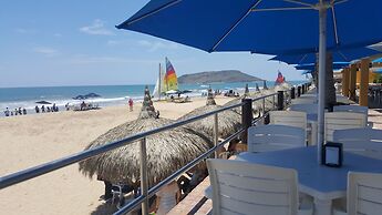 SUITES LAS FLORES BEACH MAZATLAN