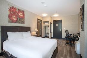 Coast Lonsdale Quay Hotel