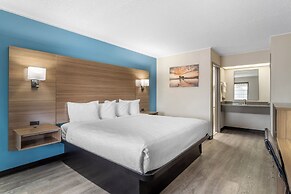 Days Inn by Wyndham Victoria TX East