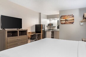Days Inn by Wyndham Victoria TX East