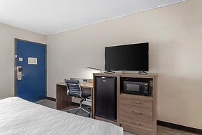 Days Inn by Wyndham Victoria TX East