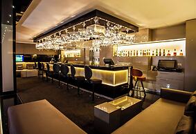 Avani Windhoek Hotel & Casino