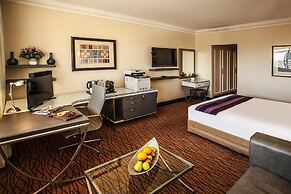 Avani Windhoek Hotel & Casino