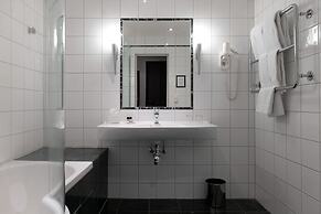Elite Hotel Savoy