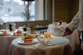 Elite Hotel Savoy