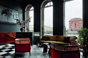 Elite Hotel Savoy