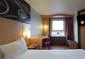 B&B Hotel Reims Centre Erlon