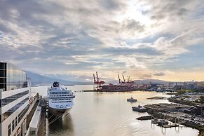 Fairmont Waterfront
