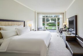 Fairmont Waterfront