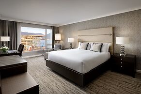 Fairmont Waterfront